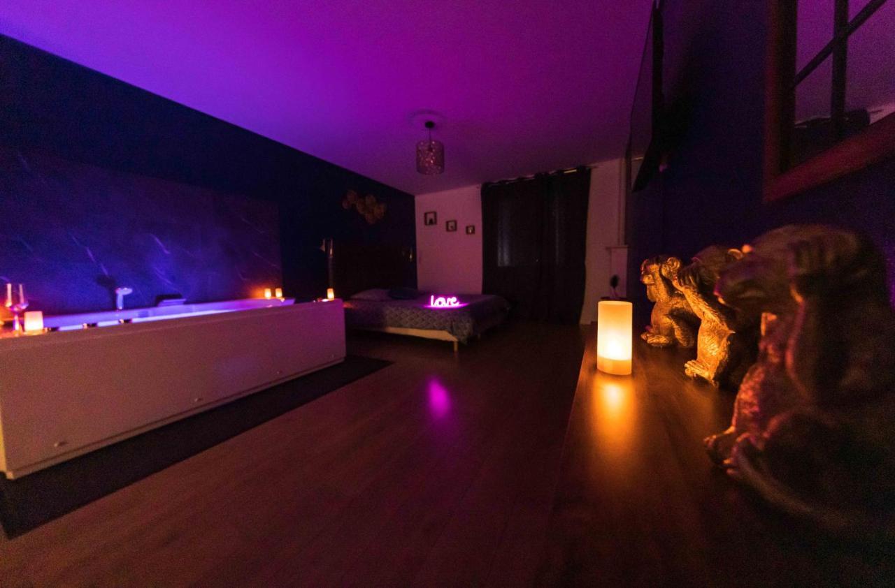 * Spa & Detente # Suite Privee # Tours # Netflix * エクステリア 写真